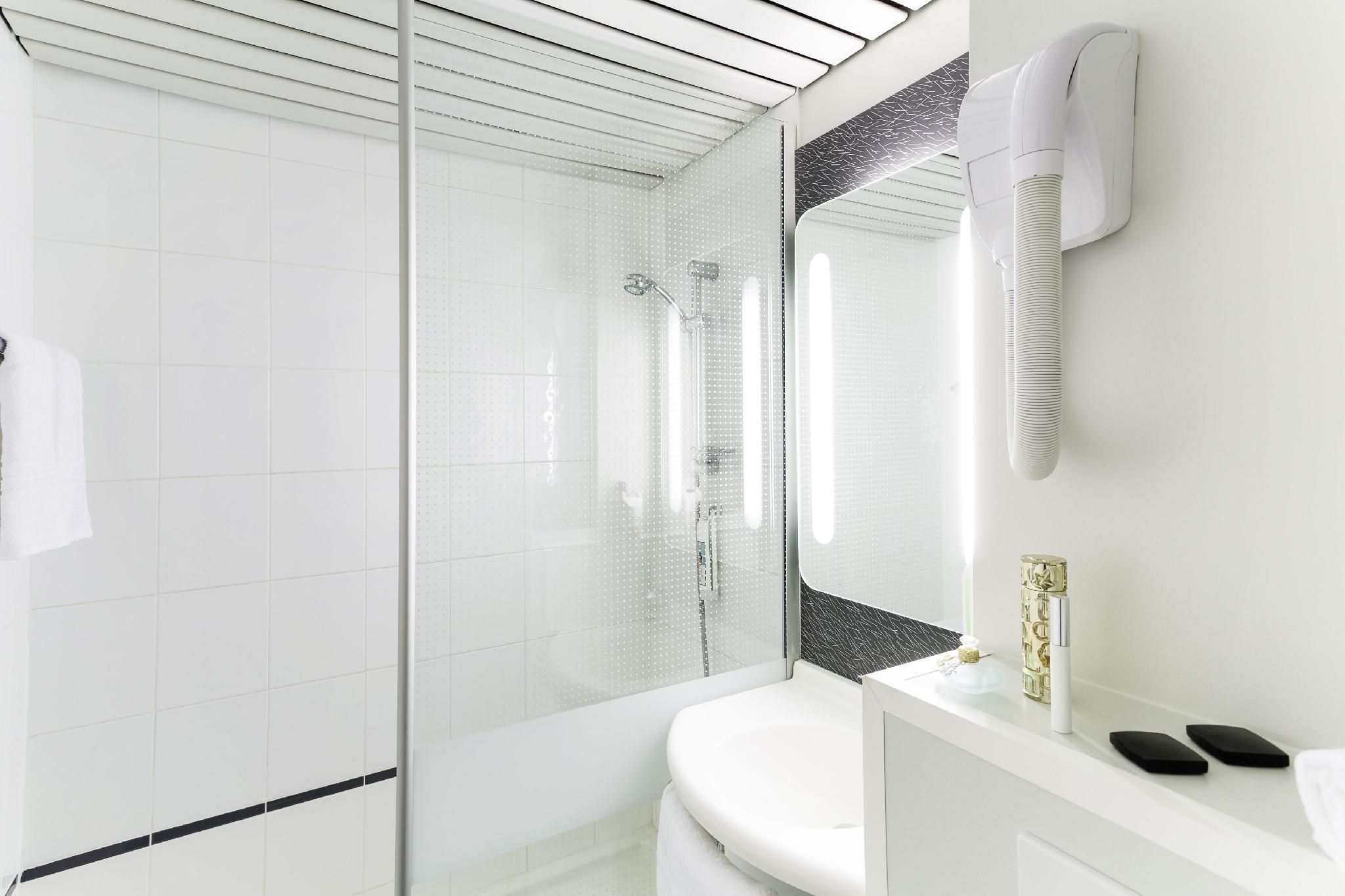 ACE Hôtel Travel Fabrègues - A9 Montpellier Sud Standard Double Room 2