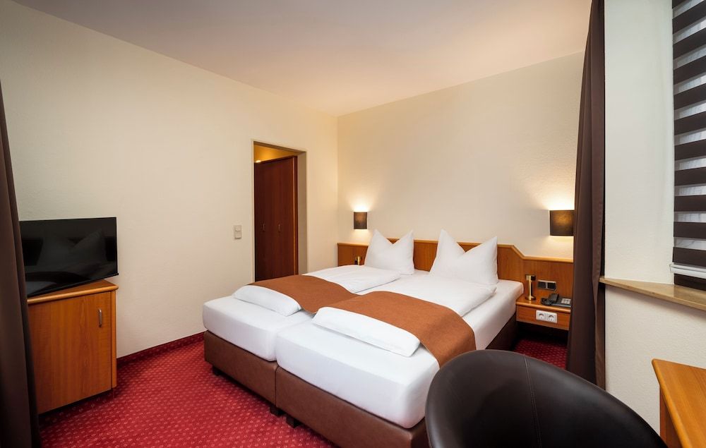 ARKADEN Hotel Kelkheim Double Room, 1 Queen Bed, Non Smoking, Private Bathroom