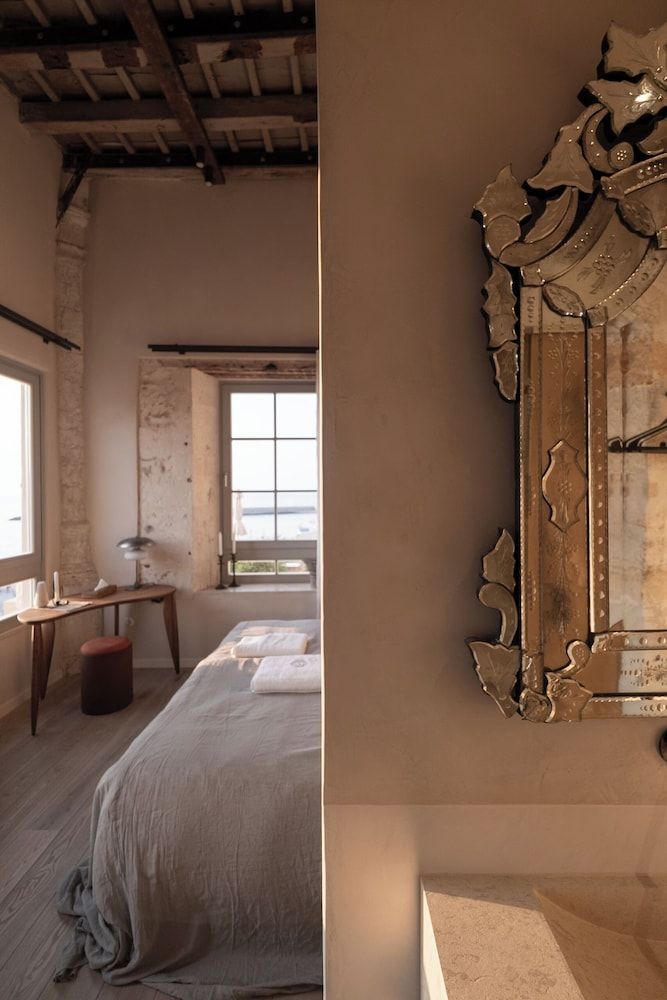 Aisha Hotel Design Double Room, 1 King Bed, Sea View 7