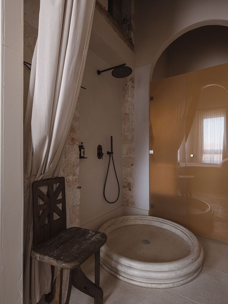 Aisha Hotel Design Double Room, 1 King Bed, Sea View