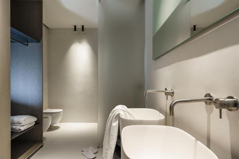 Meo Design Suite & Spa Design Room 4