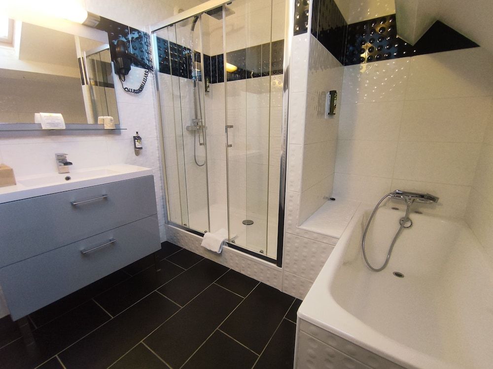 Contact Hotel Be Guest Limoges Sud Premium Double Room 6