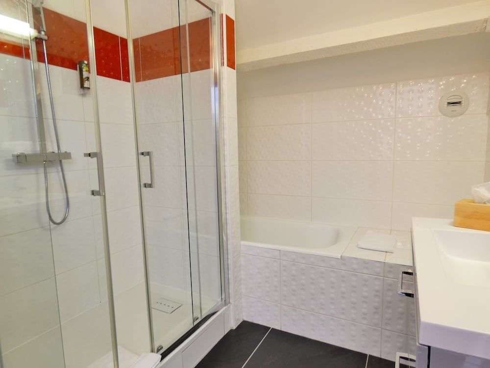 Contact Hotel Be Guest Limoges Sud Premium Double Room 5