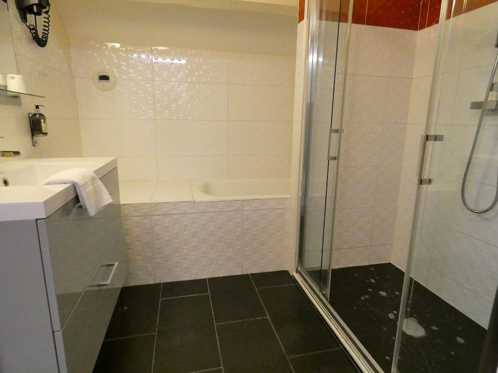 Contact Hotel Be Guest Limoges Sud Premium Double Room 4