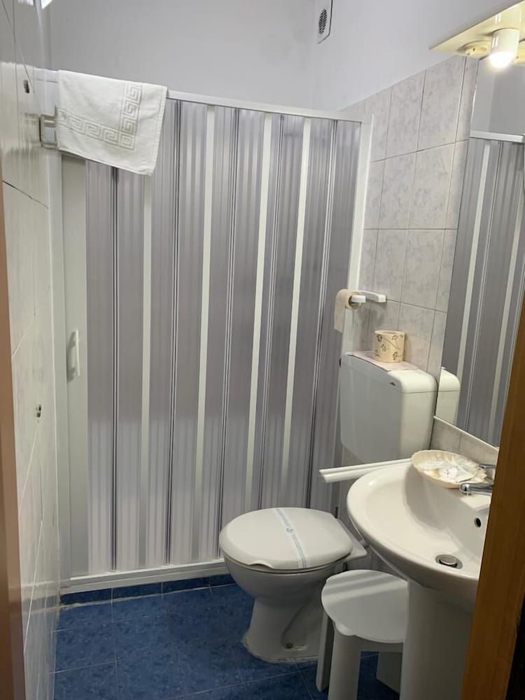 BB Dante Double or Twin Room 2