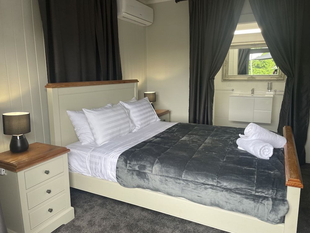 Cypress BnB Luxury Studio