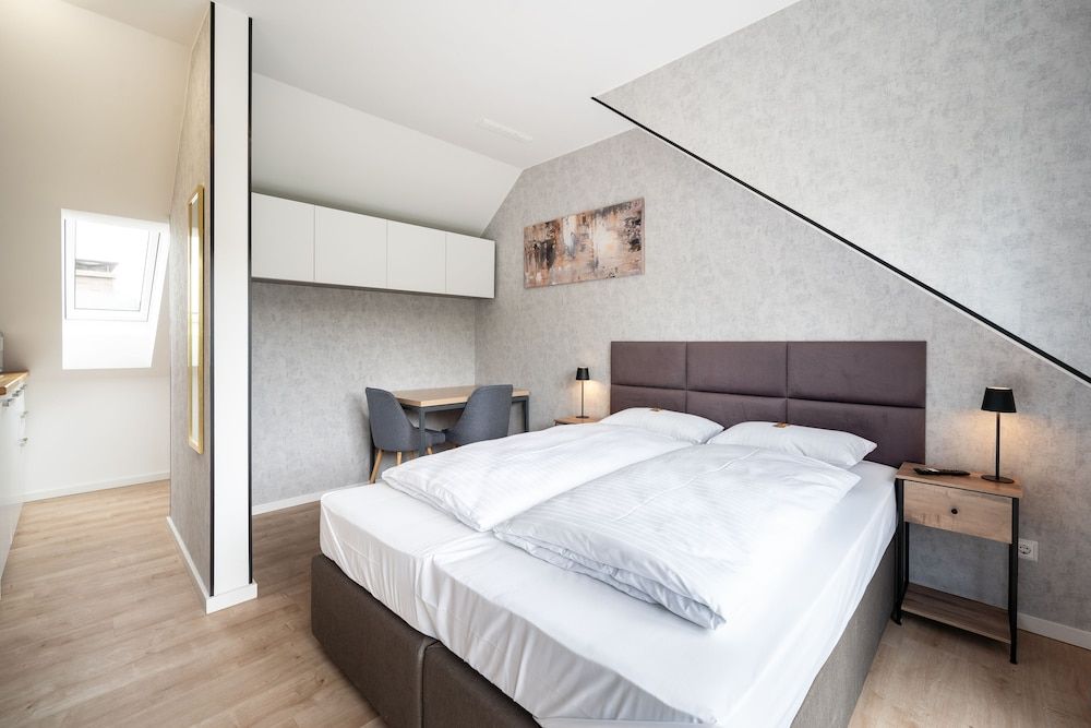 SmartLiving Boardinghouse- 24h Check In Comfort Double Room 2