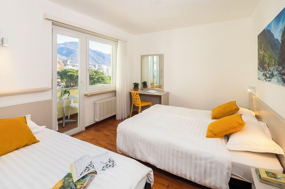 Hotel Rondinella Locarno Triple Room