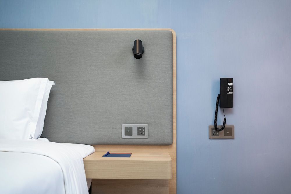Room (Specialty)