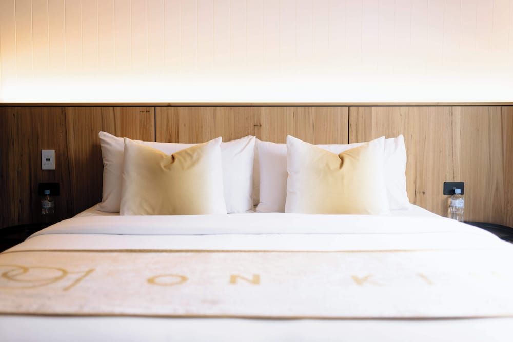 291 on King Deluxe Apartment, 1 Bedroom, Mobility Accessible