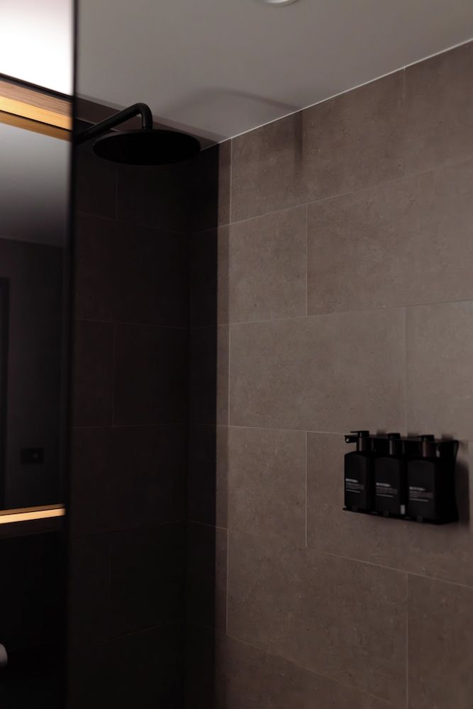 291 on King Classic Studio, 1 King Bed 5