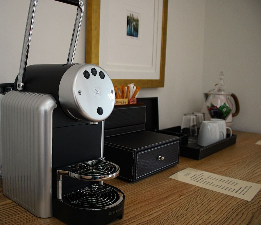 Sooke Harbour House Presidential Suite, Ocean View 7