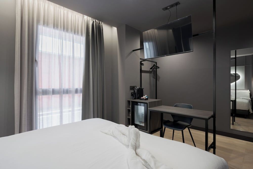 Hotel LIVVO La Escarlata Standard Double Room 23