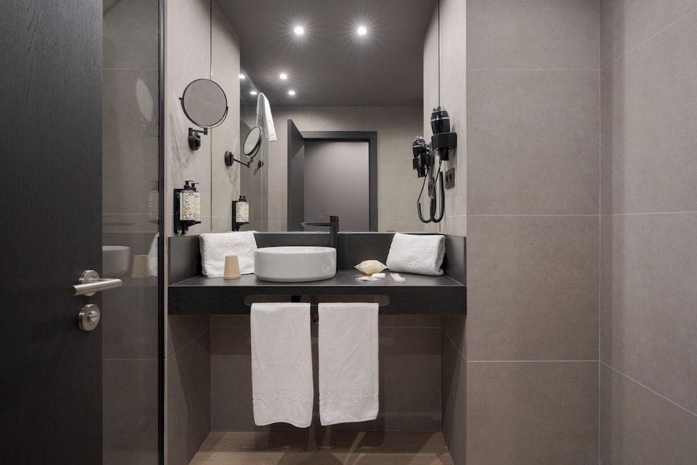 Hotel LIVVO La Escarlata Superior Double Room 7