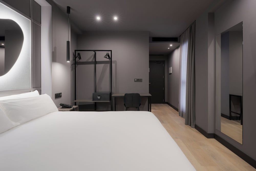 Hotel LIVVO La Escarlata Standard Double Room 19