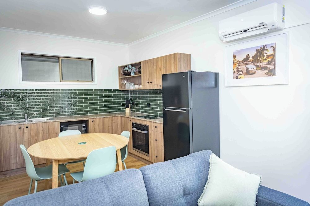 The Metropolitan Hotel 1 Bedroom Apartment 3