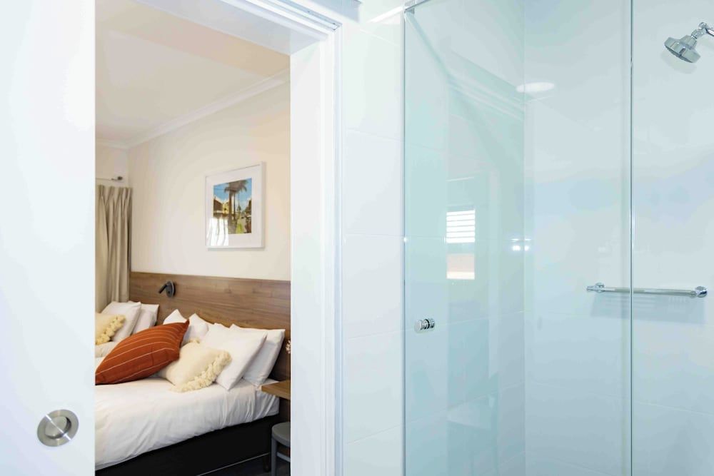 The Metropolitan Hotel 1 Bedroom Apartment 5