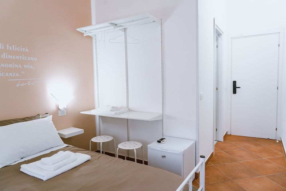 GG - Grow - Santa Brigida Royal Room, Private Bathroom, City View 12