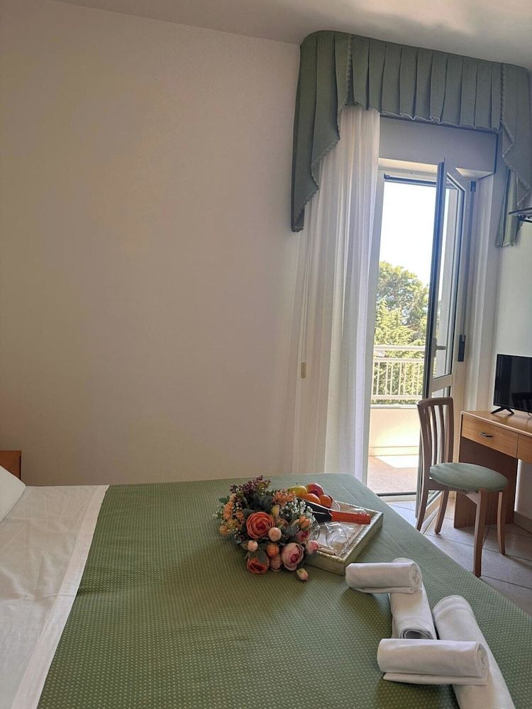 Hotel San Francesco Standard Double or Twin Room 5