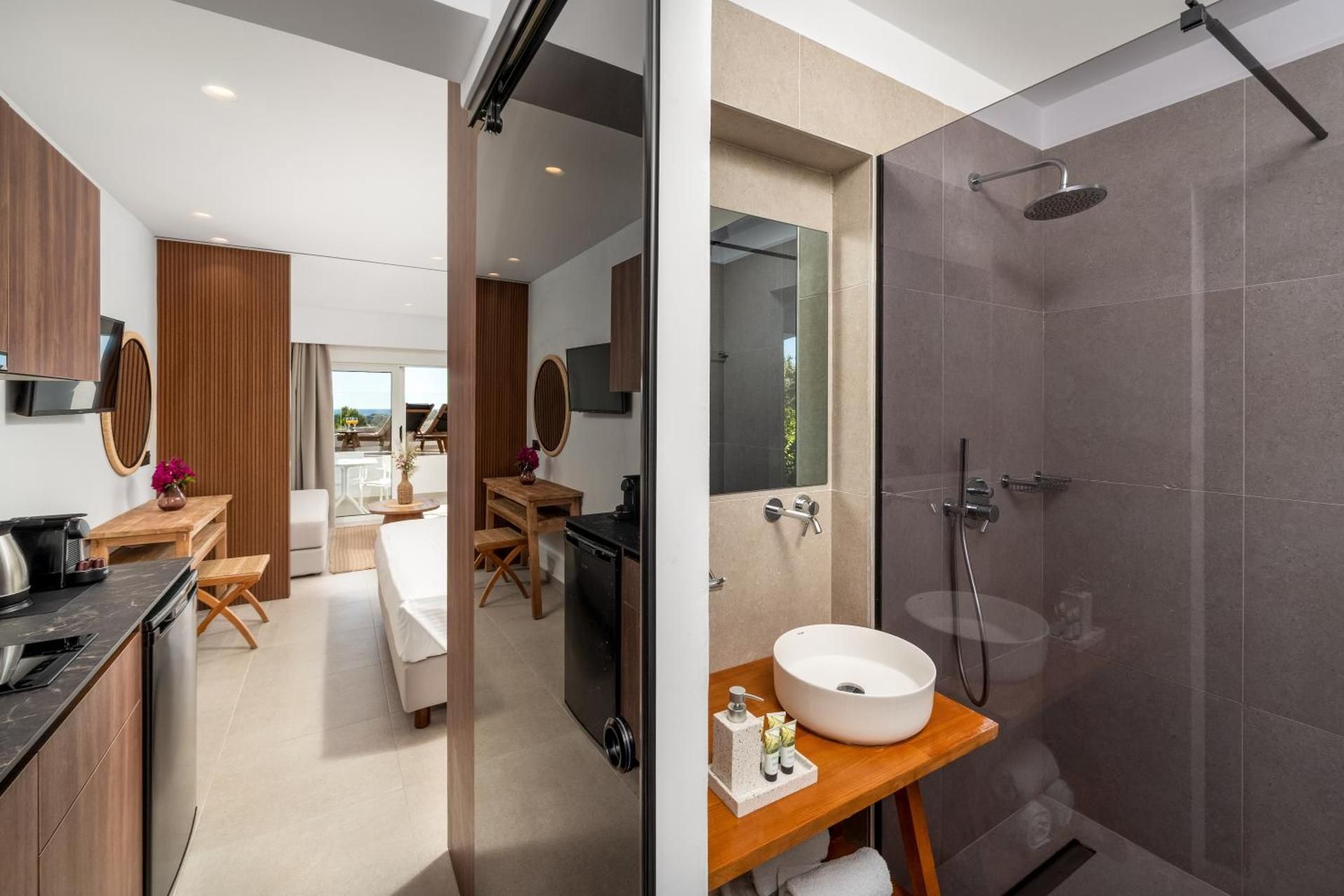 One-Bedroom Family Apartment