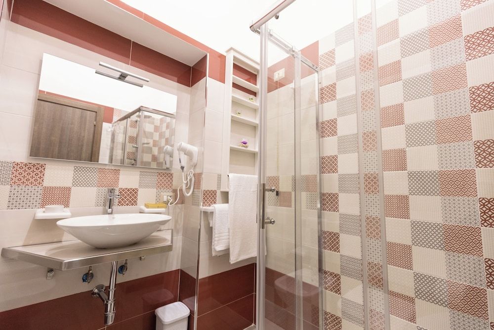 Napoli Museo Bed and Breakfast Comfort Quadruple Room, Balcony, City View 6