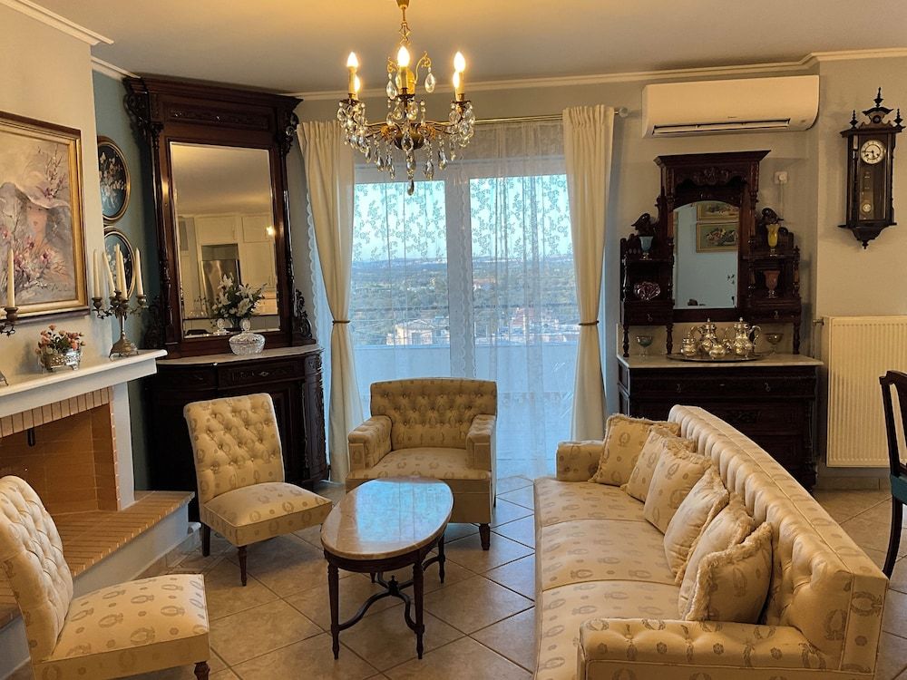 Veras Apartment Royal Apartment, Non Smoking, Kitchen 14