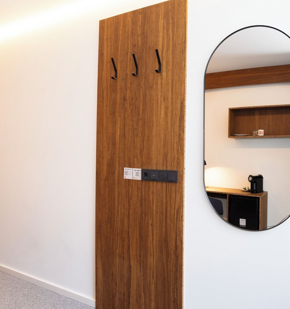 TIN INN Hückelhoven Senior Single Room, 1 Large Twin Bed, Non Smoking, Refrigerator 9