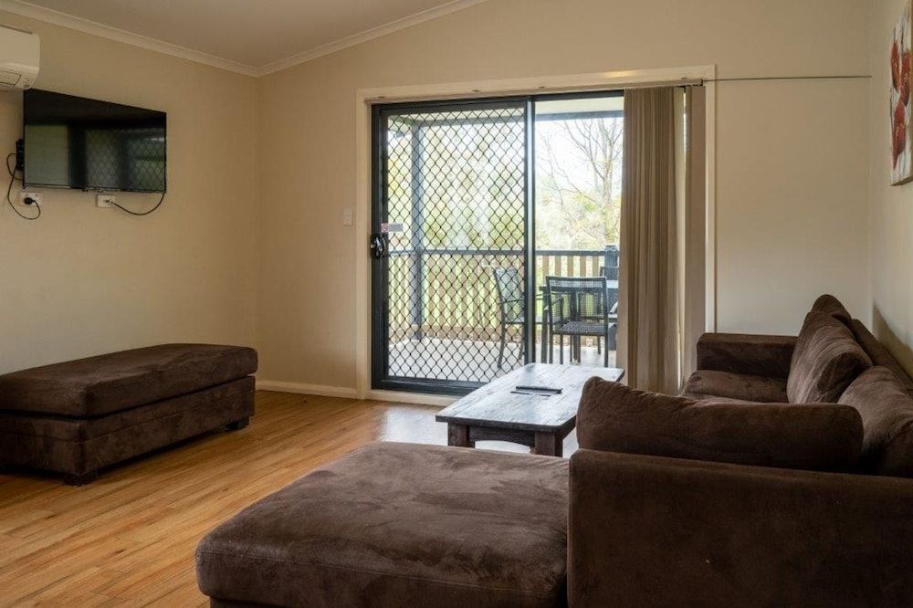 BIG4 Perth Midland Tourist Park Superior Terrace 2 Bedroom Villa 7