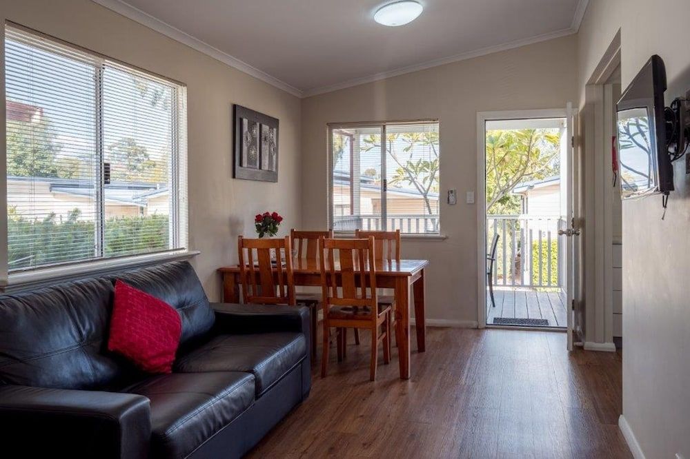 BIG4 Perth Midland Tourist Park Superior 2 Bedroom Villa 3