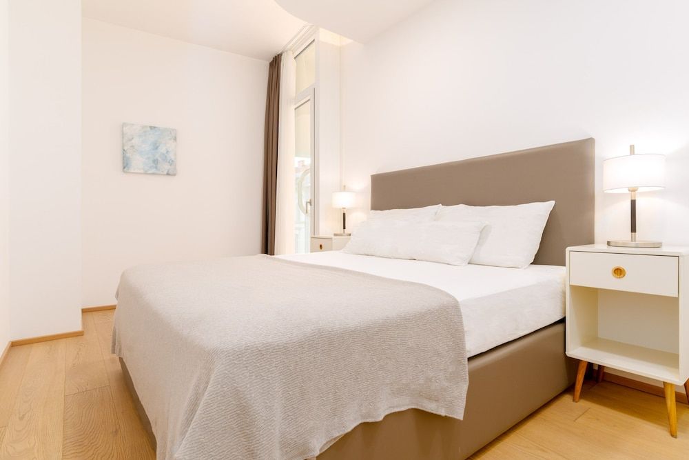 One - Bedroom Suite
