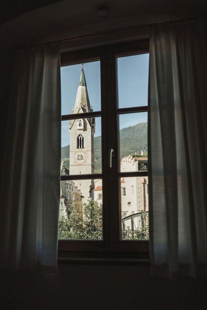 Arthotel Lasserhaus Luxury Suite, 1 King Bed, City View, Mezzanine 4