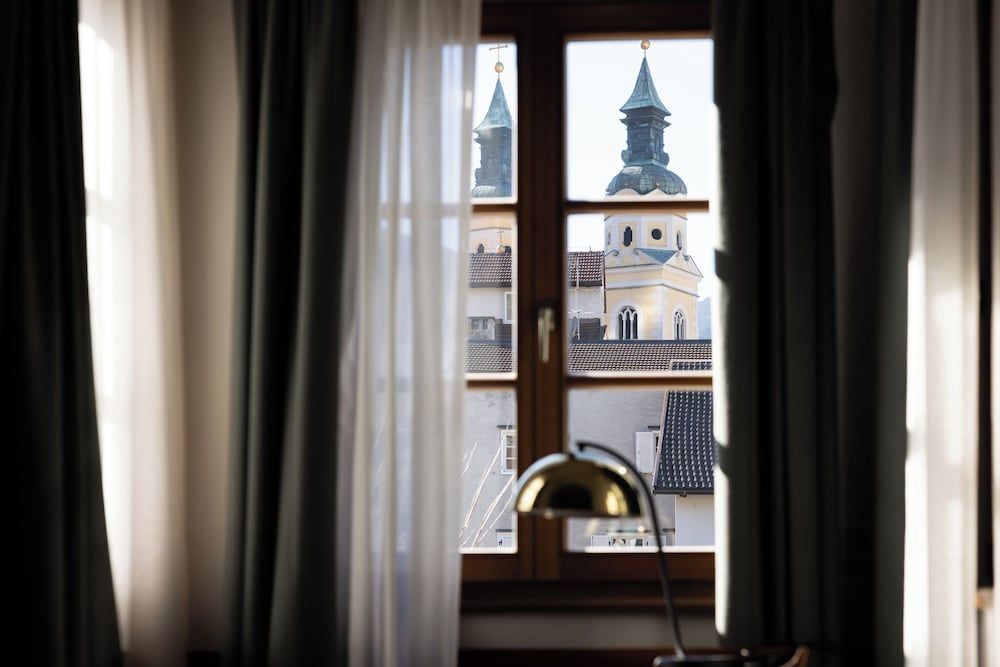 Arthotel Lasserhaus Luxury Suite, 1 King Bed, City View, Mezzanine 8