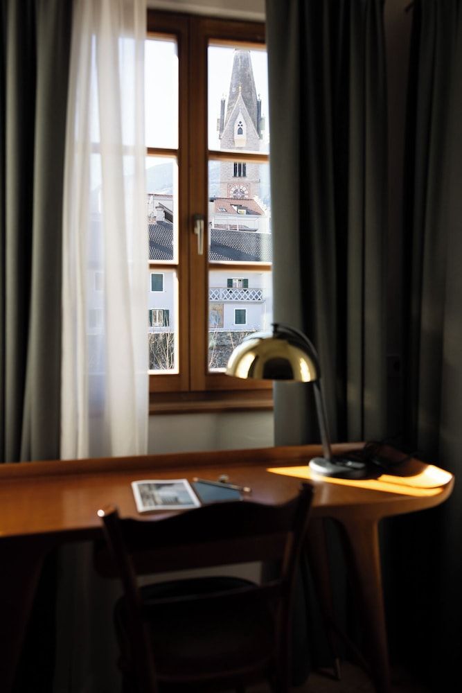 Arthotel Lasserhaus Luxury Suite, 1 King Bed, City View, Mezzanine 9