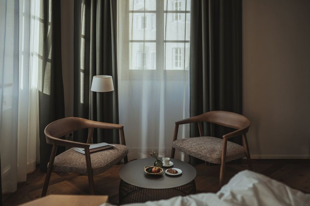 Arthotel Lasserhaus Luxury Suite, 1 King Bed, City View, Mezzanine 10