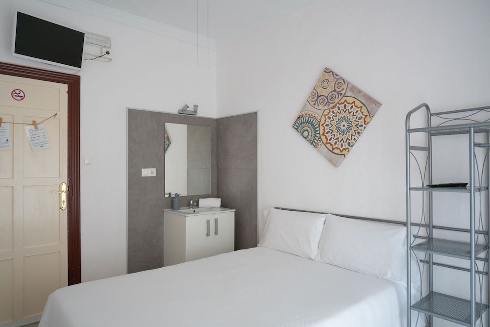 Double Room, Shared Bathroom (outdoor balcony to Cuesta de Gomerez)