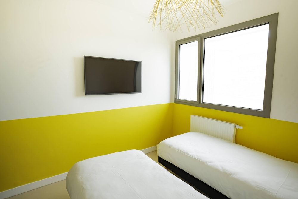 The People Caen Classic Double or Twin Room