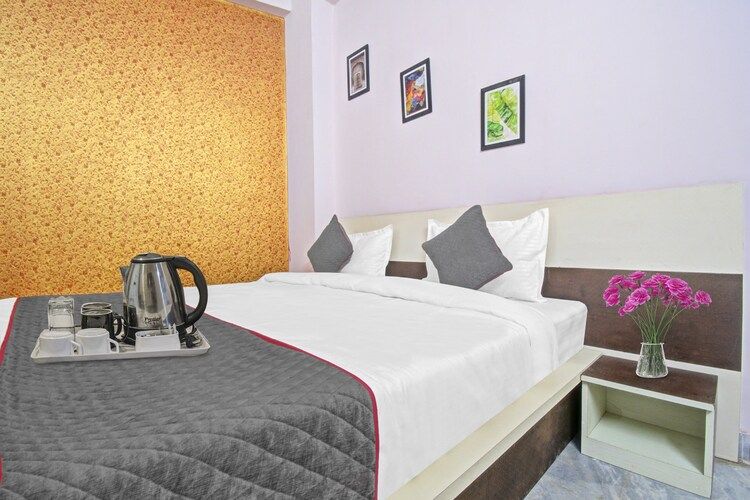 Arya Inn Classic Room 2