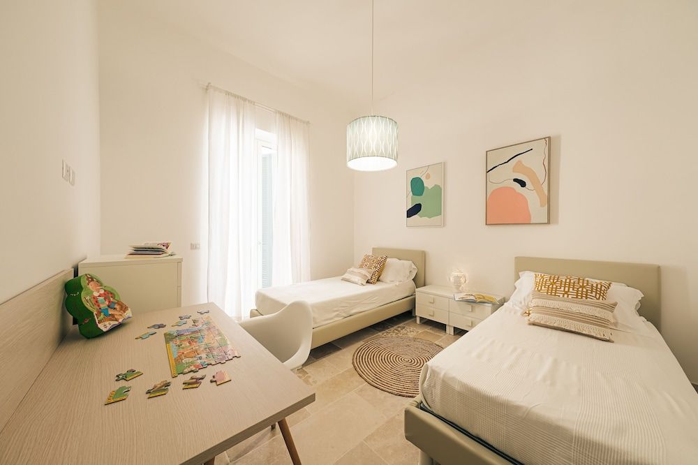 Superior Apartment, 3 Bedrooms, Terrace, City View