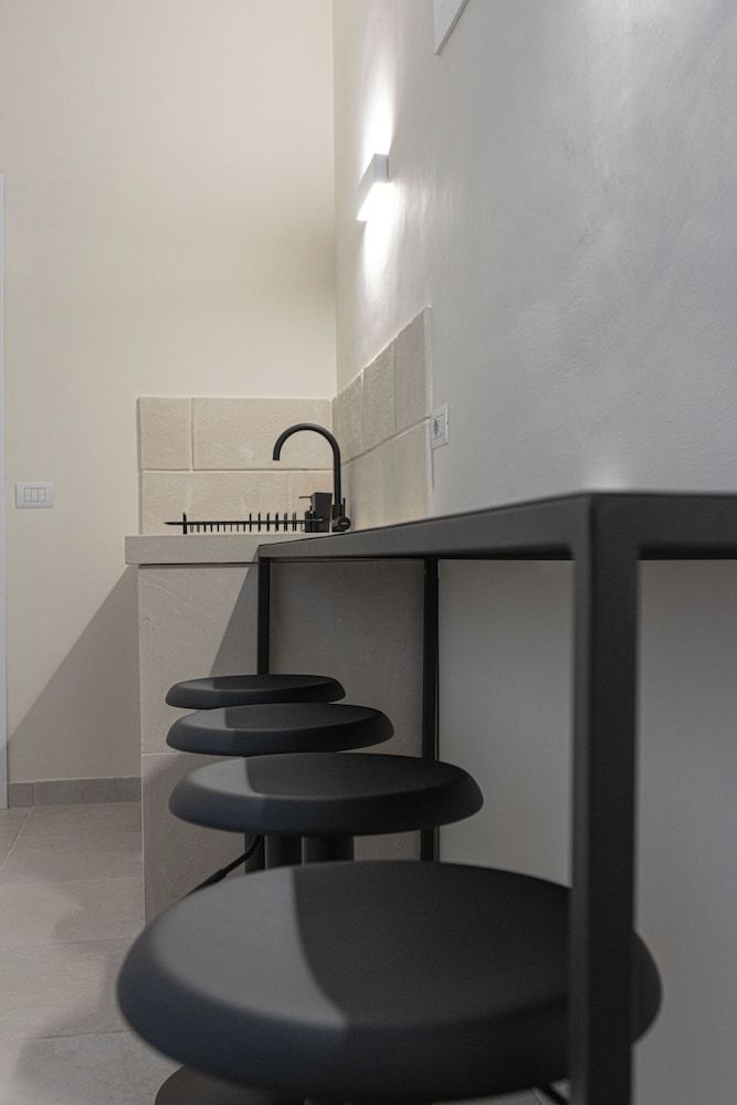 Oronti Accommodations Deluxe Apartment 10