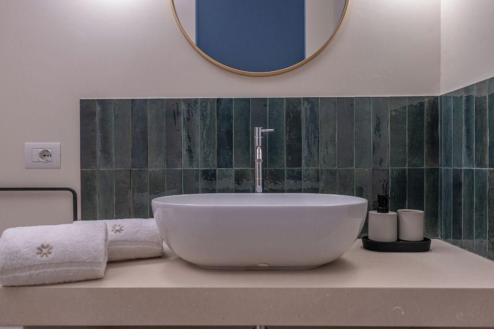 Oronti Accommodations Family Room 4