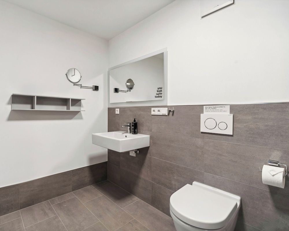 Limehome Kassel Wilhelmsstraße Comfort Suite (barrier free) 6