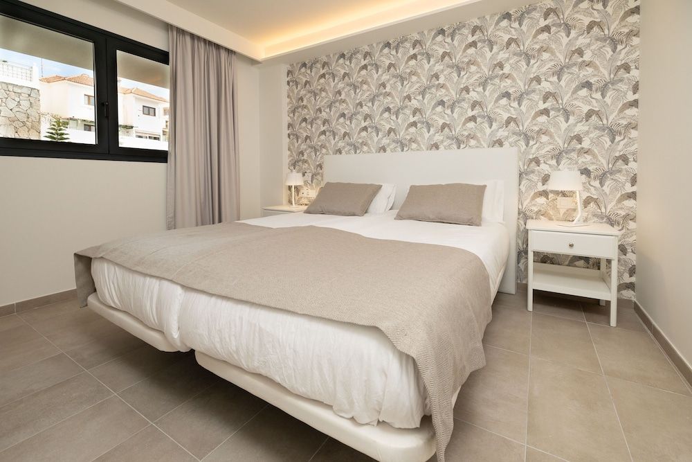 Deluxe Apartment, 2 Bedrooms, Pool View