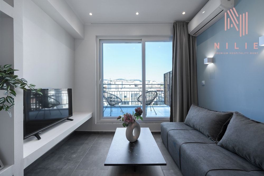 Panoramic Studio, Balcony, City View