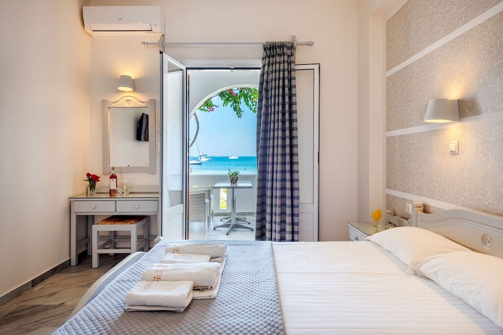 Studio with Sea View (2 Adults)