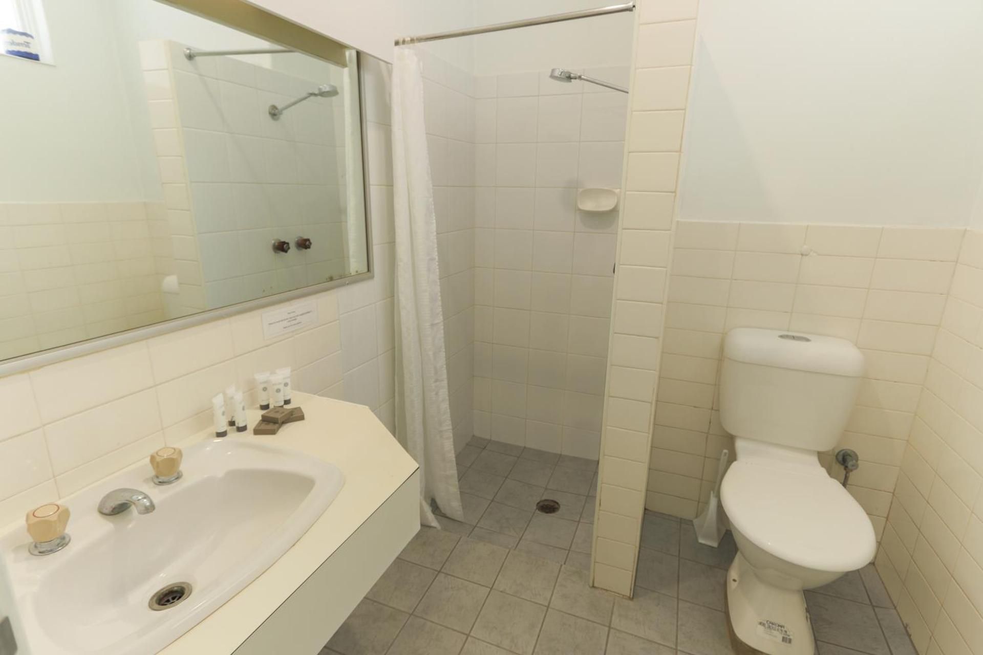 Two-Bedroom Suite(Room 11 & 12 or 15 & 16