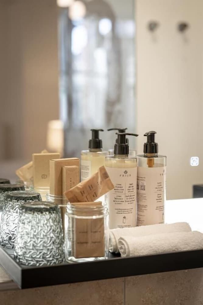 Maxim Suites by Elias Holl Standard Double Room 10