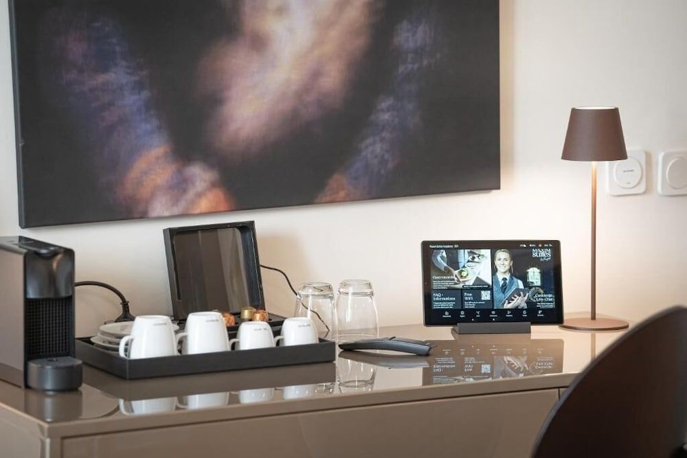 Maxim Suites by Elias Holl Standard Double Room 20