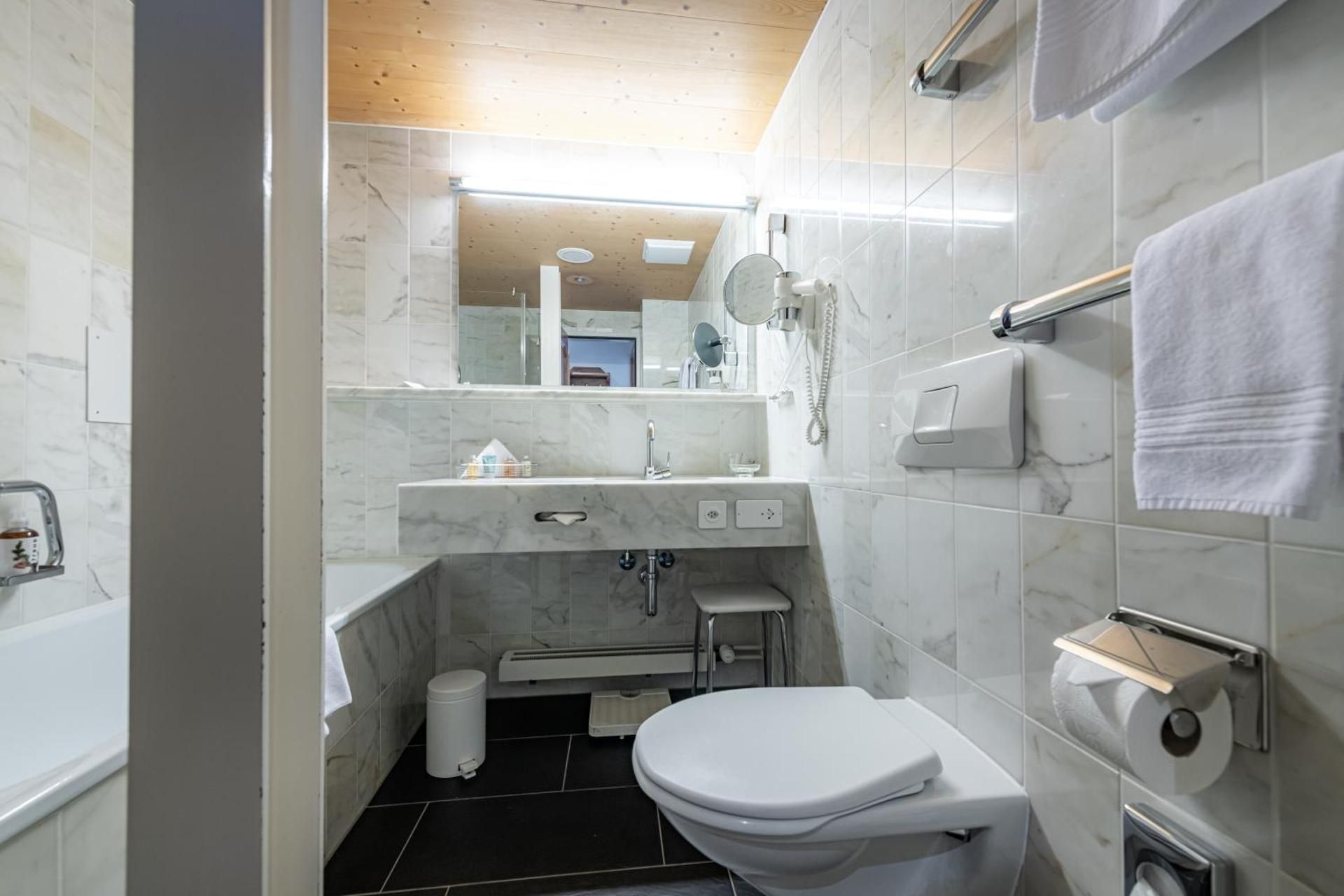 Single Superior Room 