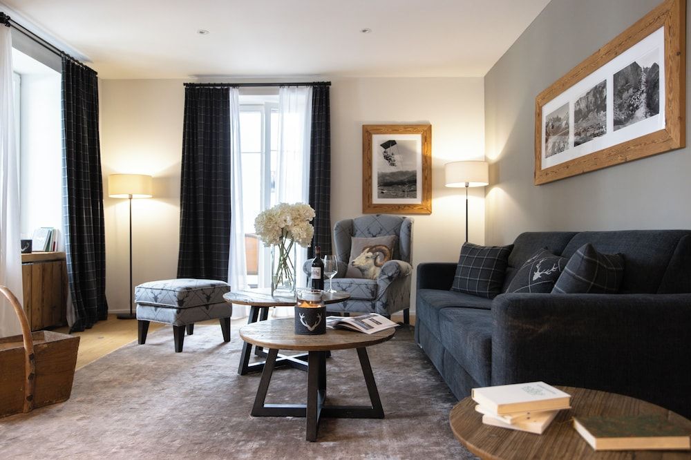 Adula Hotel Alpine Suite 6