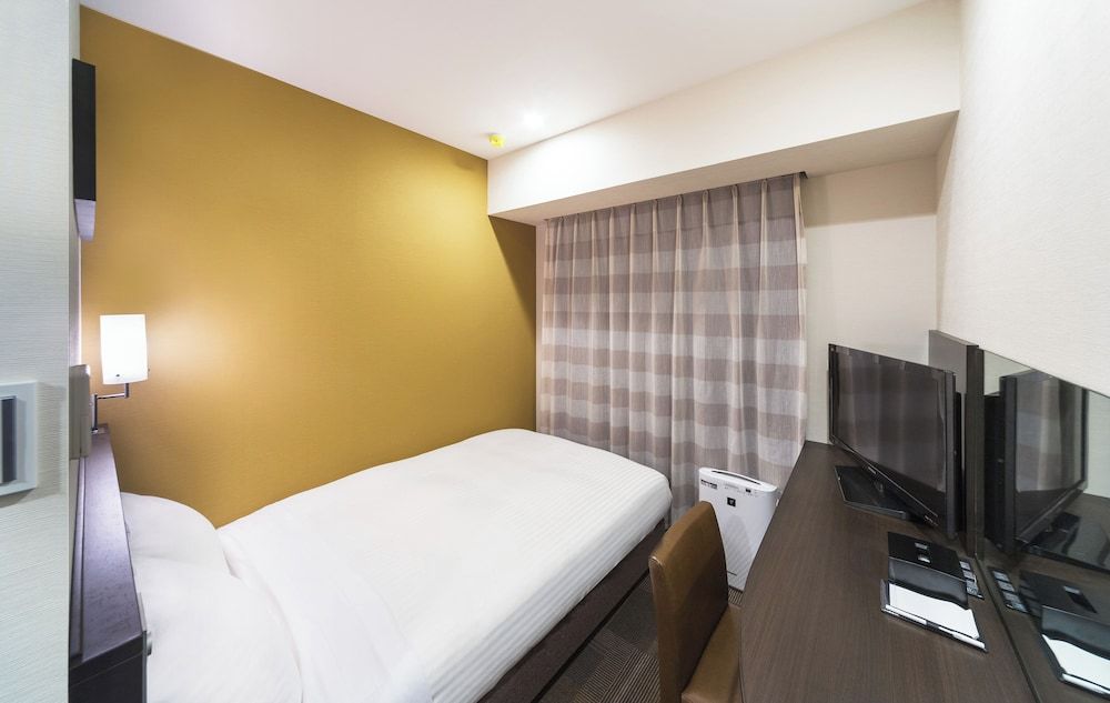 Single Room, 1 Large Twin Bed, Non Smoking